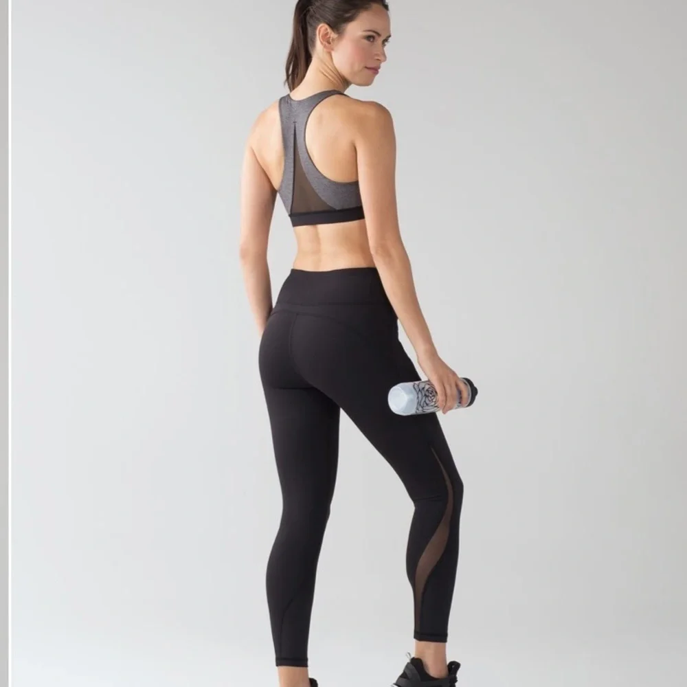 lululemon athletica Invigorate Bra Heathered Black Sz 8 - Picture 12 of 12